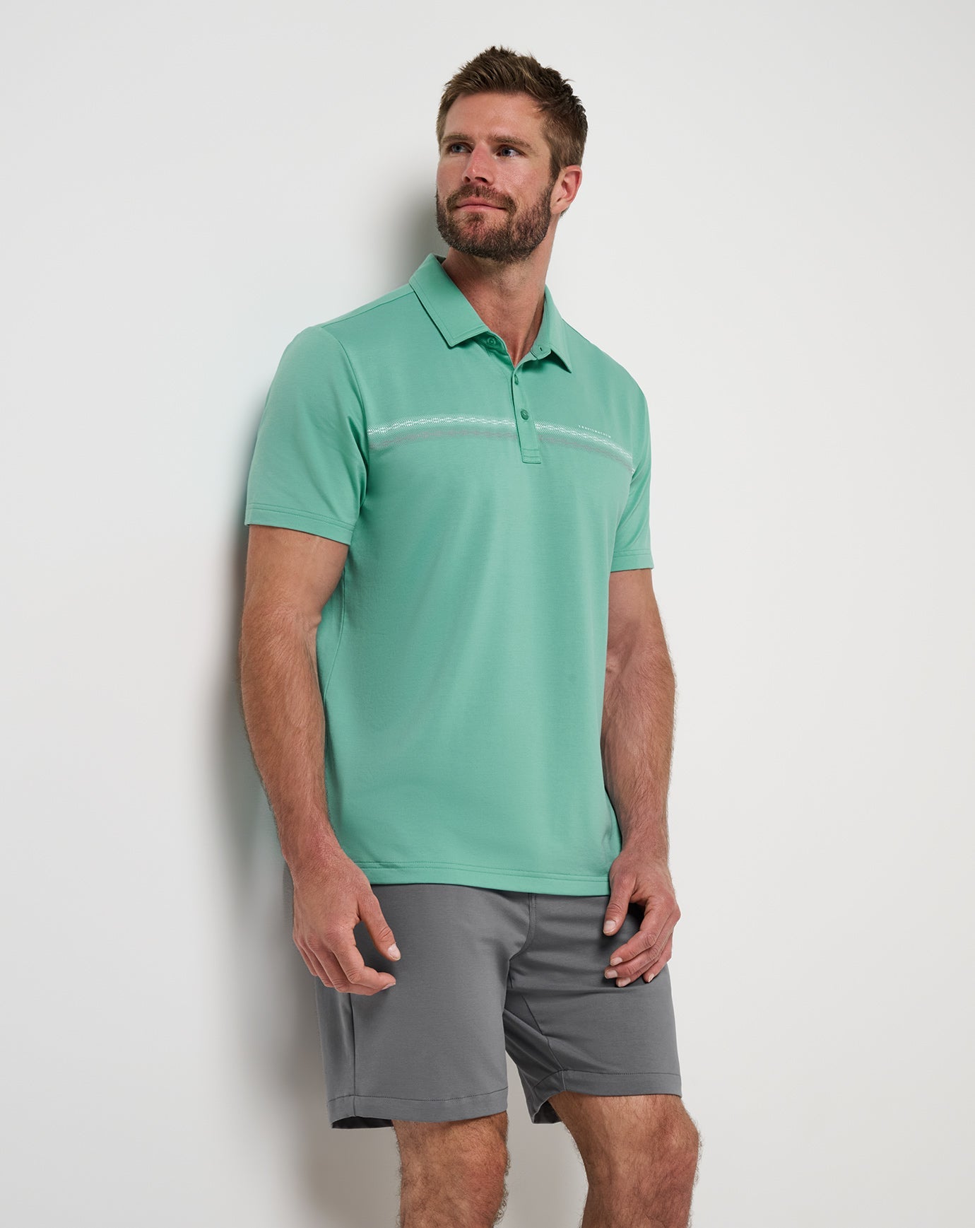TravisMathew | Featherweight Chest Stripe Polo