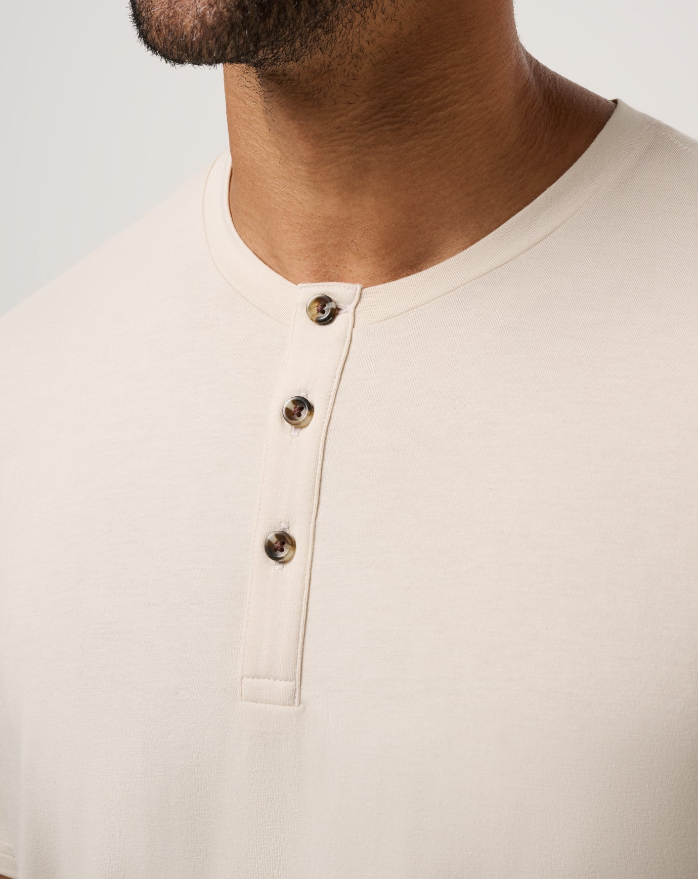 TravisMathew | Cloud Henley Tee