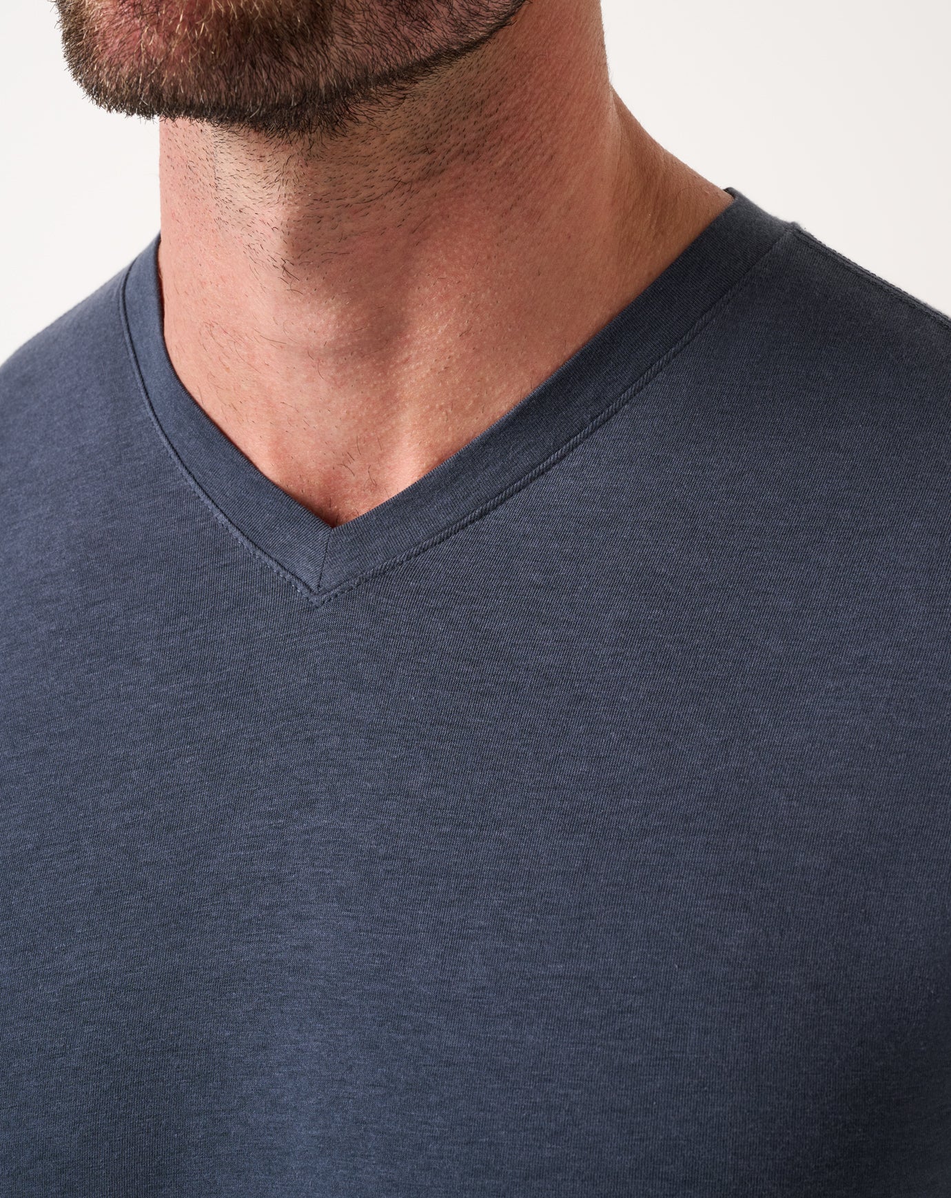 TravisMathew | Cloud V-Neck Tee