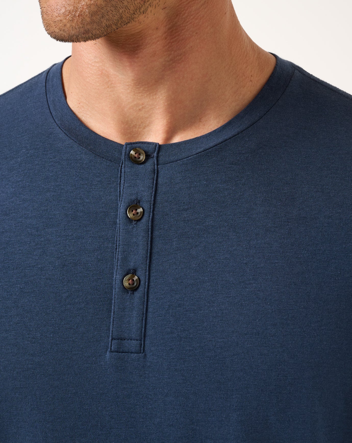 TravisMathew | Cloud Henley Tee