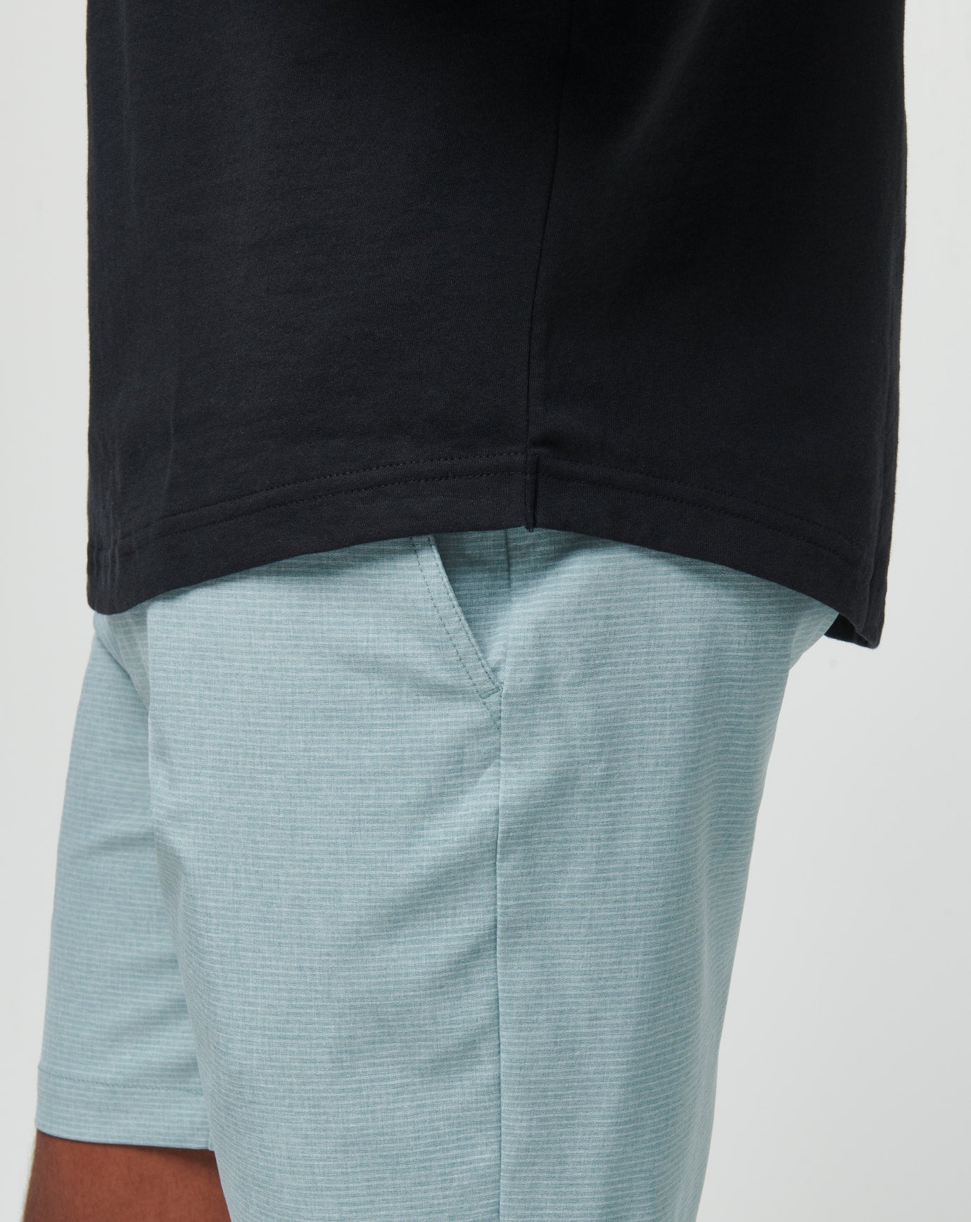 TravisMathew | Living Aloha Tee
