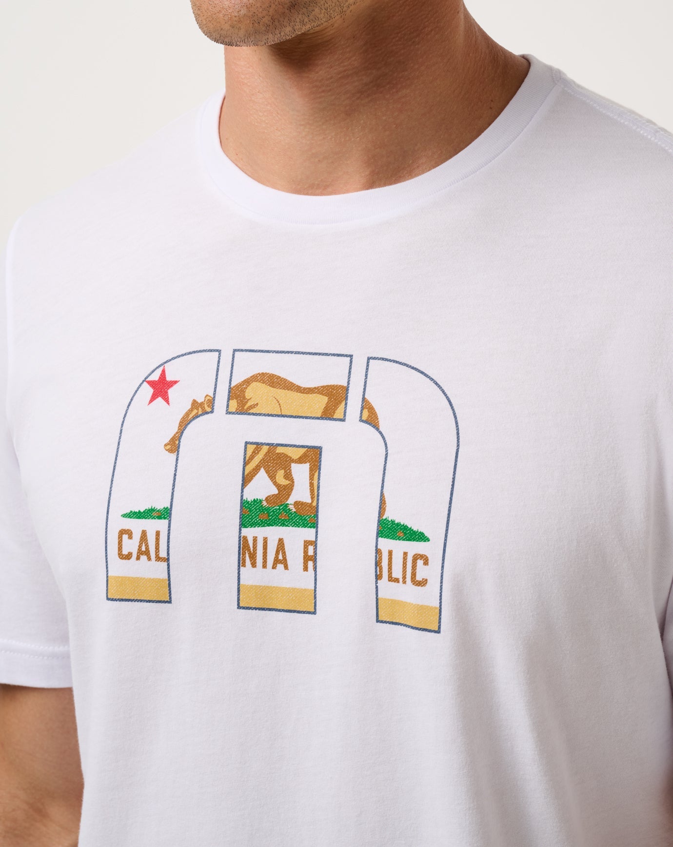 TravisMathew | Tropical Tailgate Tee