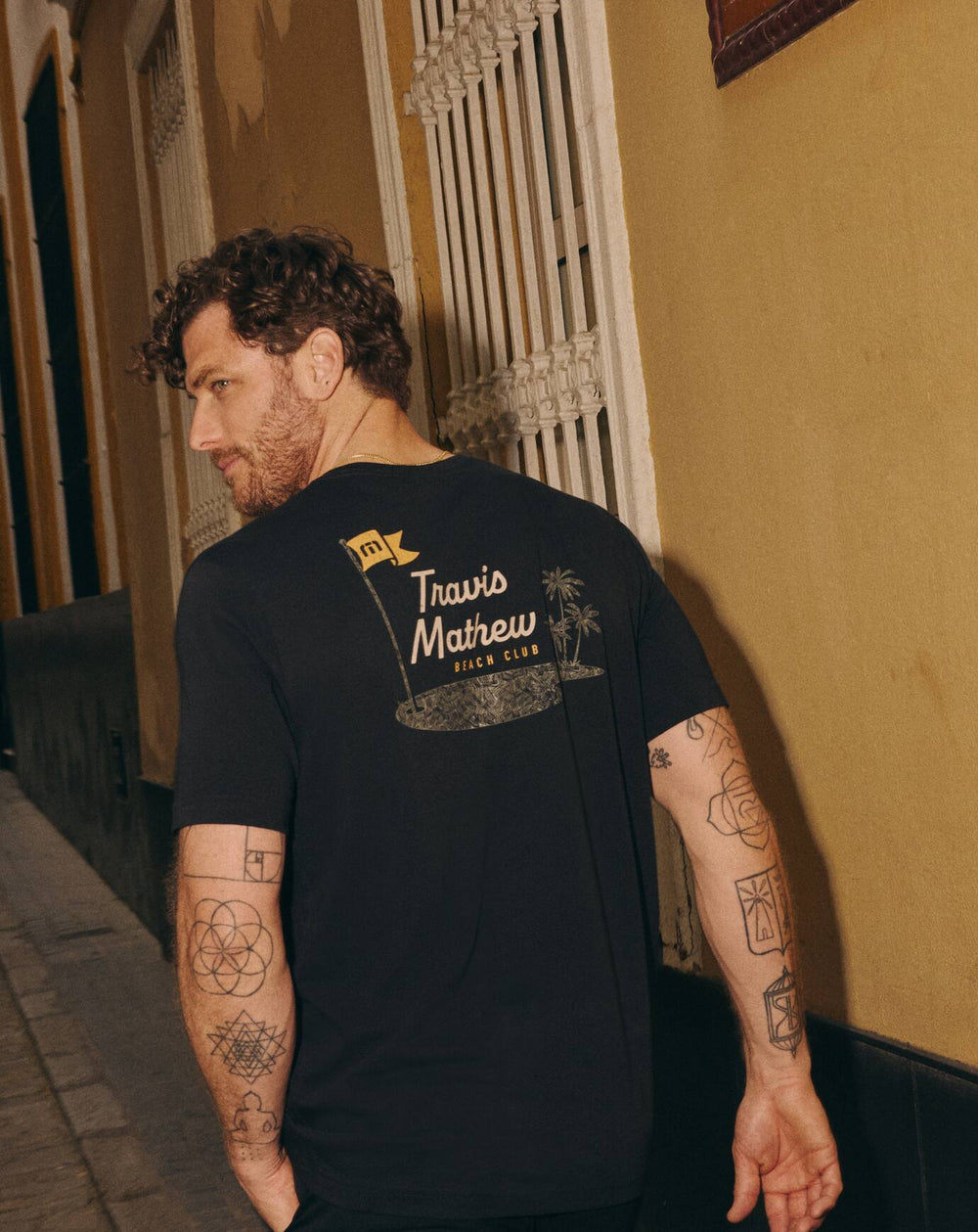 TravisMathew | TM Beach Club Tee