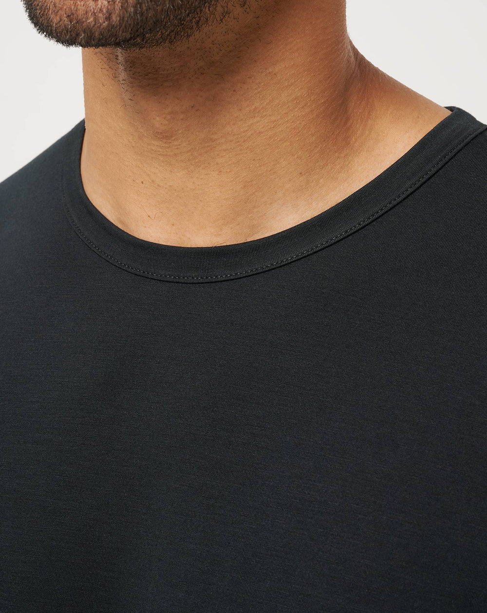 TravisMathew | Long Holiday Tee