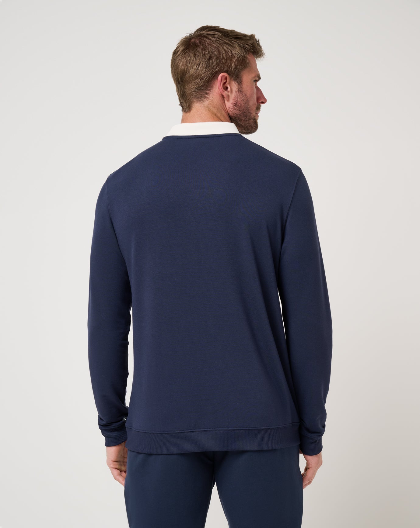 TravisMathew | Amenities Collar Crew