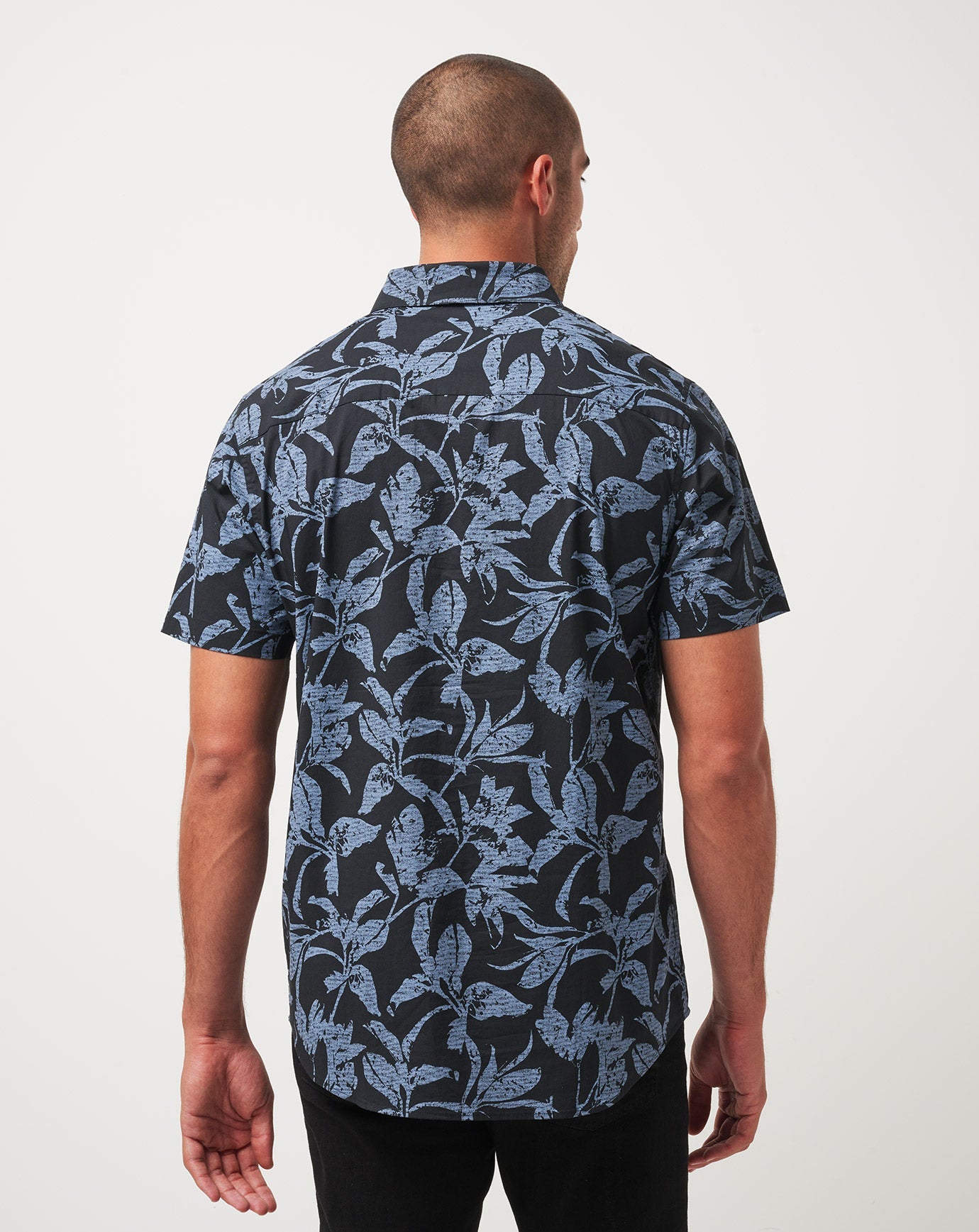 TravisMathew | Photo Finish Button-Up