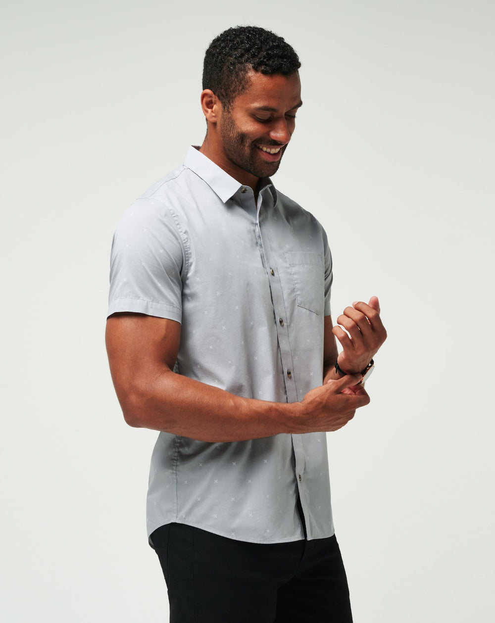 TravisMathew | Across The Pond Button-Up