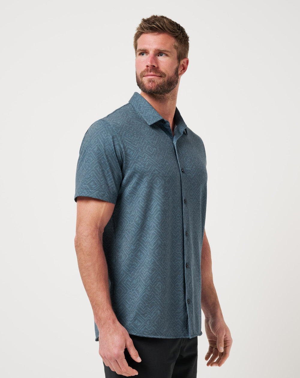 TravisMathew | Knit Featherweight Night Button-Up