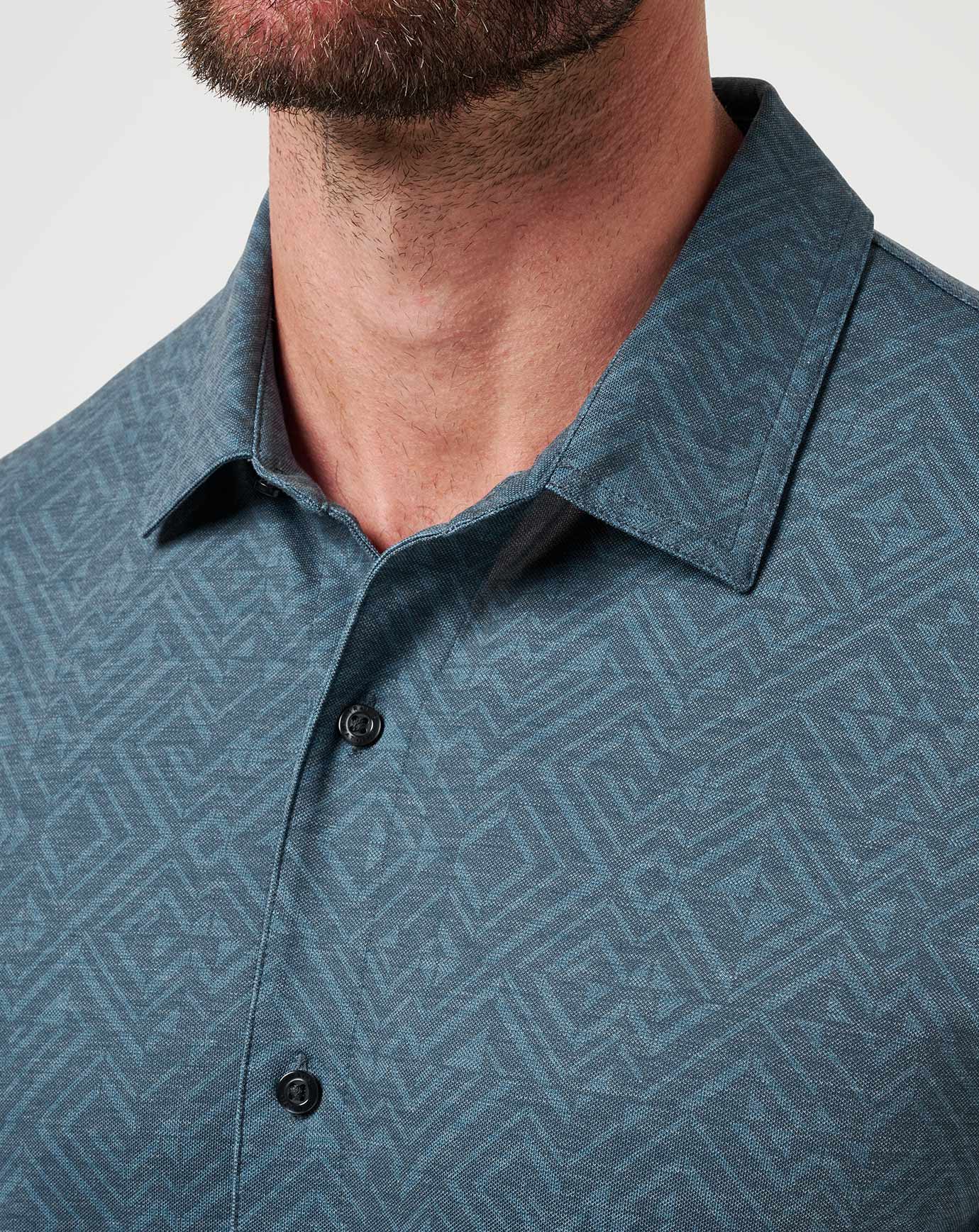 TravisMathew | Knit Featherweight Night Button-Up