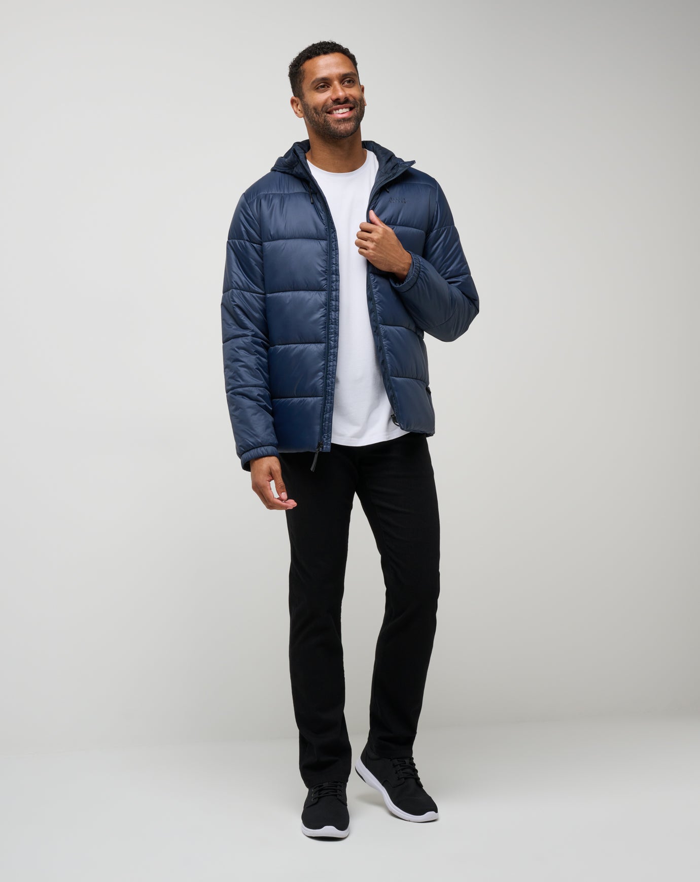 TravisMathew | Aves Tech Puffer Jacket