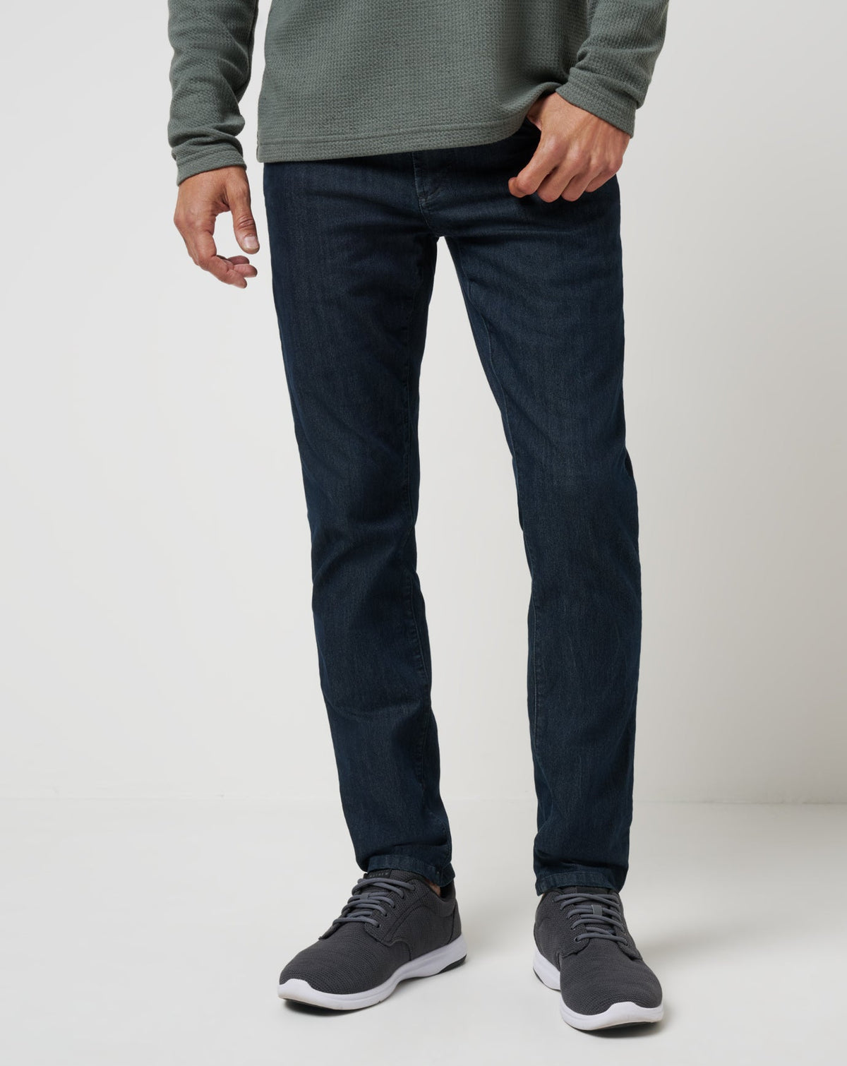 TravisMathew | Legacy Featherweight Jeans