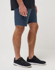 TravisMathew | Beyond The Limits Short 9In