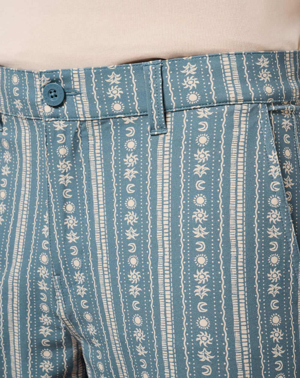 TravisMathew | Tech Chino Print Short 8In