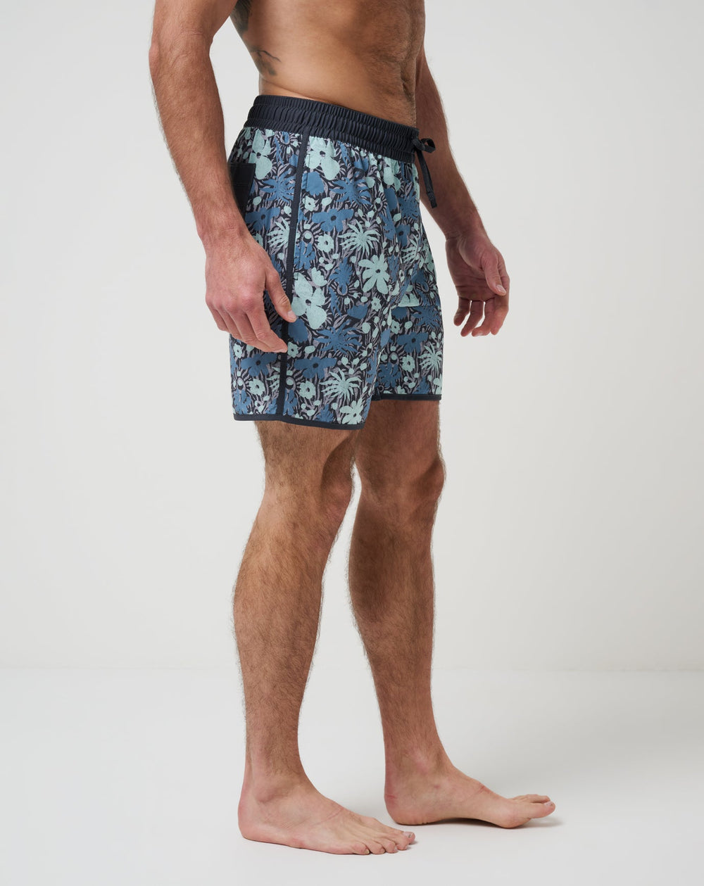 TravisMathew | Canoe Cruise Boardshort