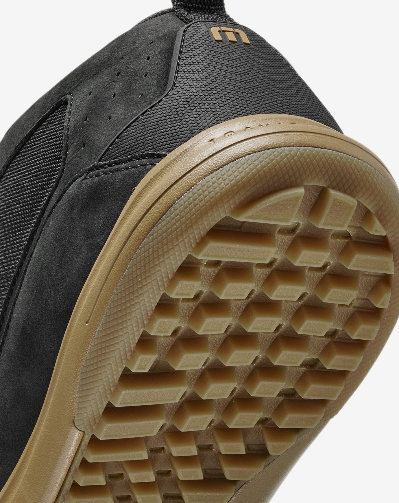 TravisMathew | The Daily Ranger