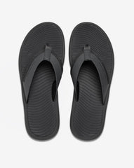 TravisMathew | The Daily Sandal
