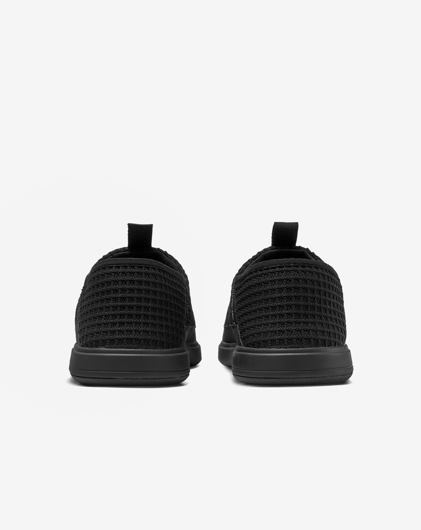 TravisMathew | The Modern Lounge