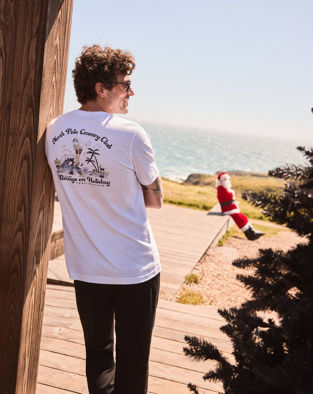 TravisMathew | Holly Jollies Tee